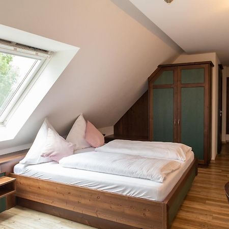 Hotel Restaurant Auerhahn Bad Wildbad Exterior photo